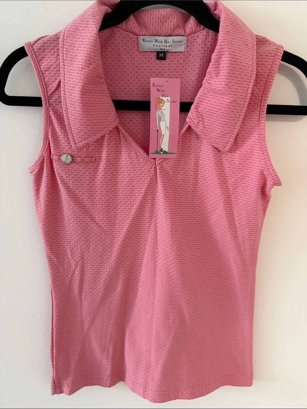 NWT Kitten With Her Sticks Pink Textured Sleeveless Polo Shirt. Size M.